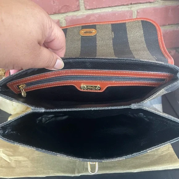 🔥FENDI 🔥VINTAGE 🔥Striped Black and Brown Handbag.🔥 - Picture 9 of 12